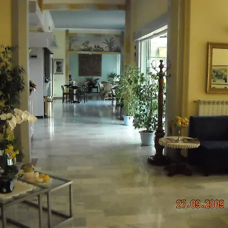 Hotel Liliana Andora