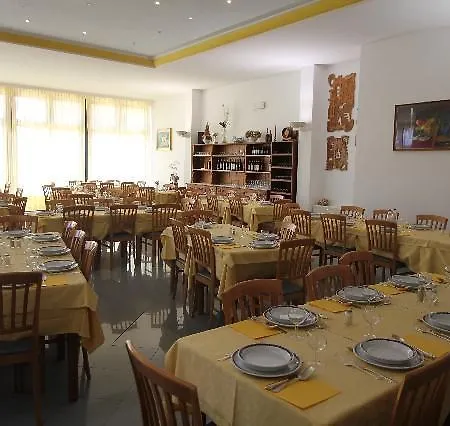 Hotel Liliana Andora