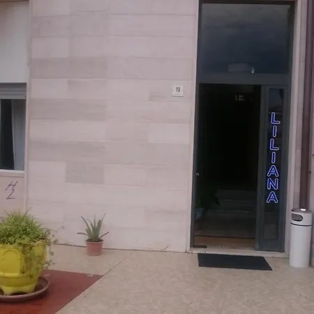 Hotel Liliana Andora