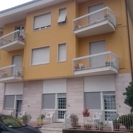 Hotel Liliana Andora
