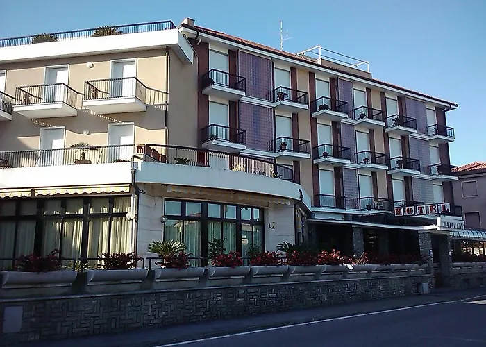 Hotel Liliana Marina dʼAndora
