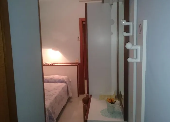 Liliana Hotel Marina dʼAndora