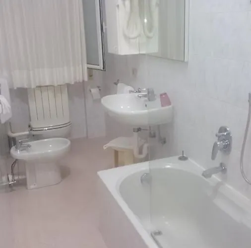 Hotel Liliana Marina dʼAndora